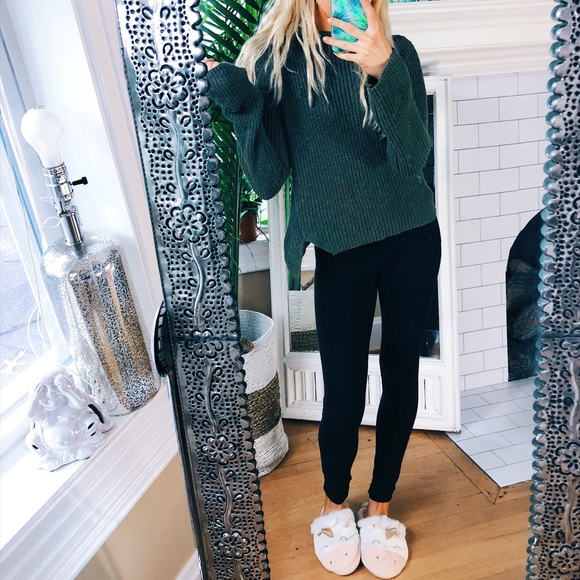 Express Sweaters - Moss Green Mock Neck Crop Sweater B83